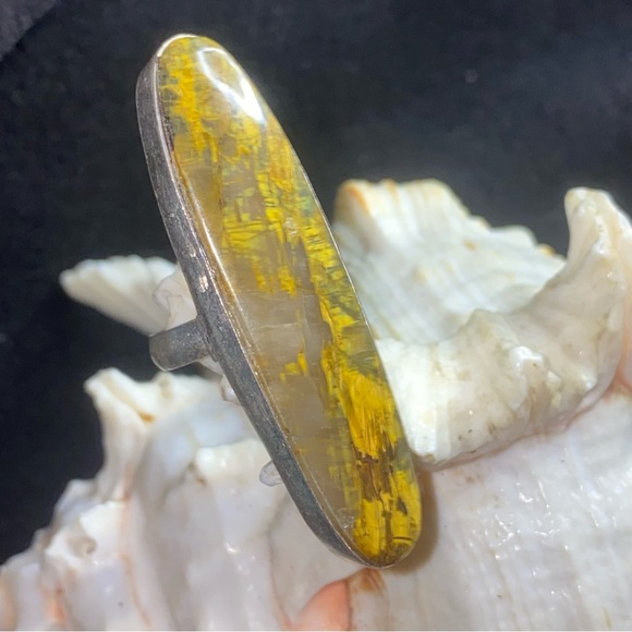 Jewelry - Stick Agate Handcrafted elongated Natural Gemstone ring